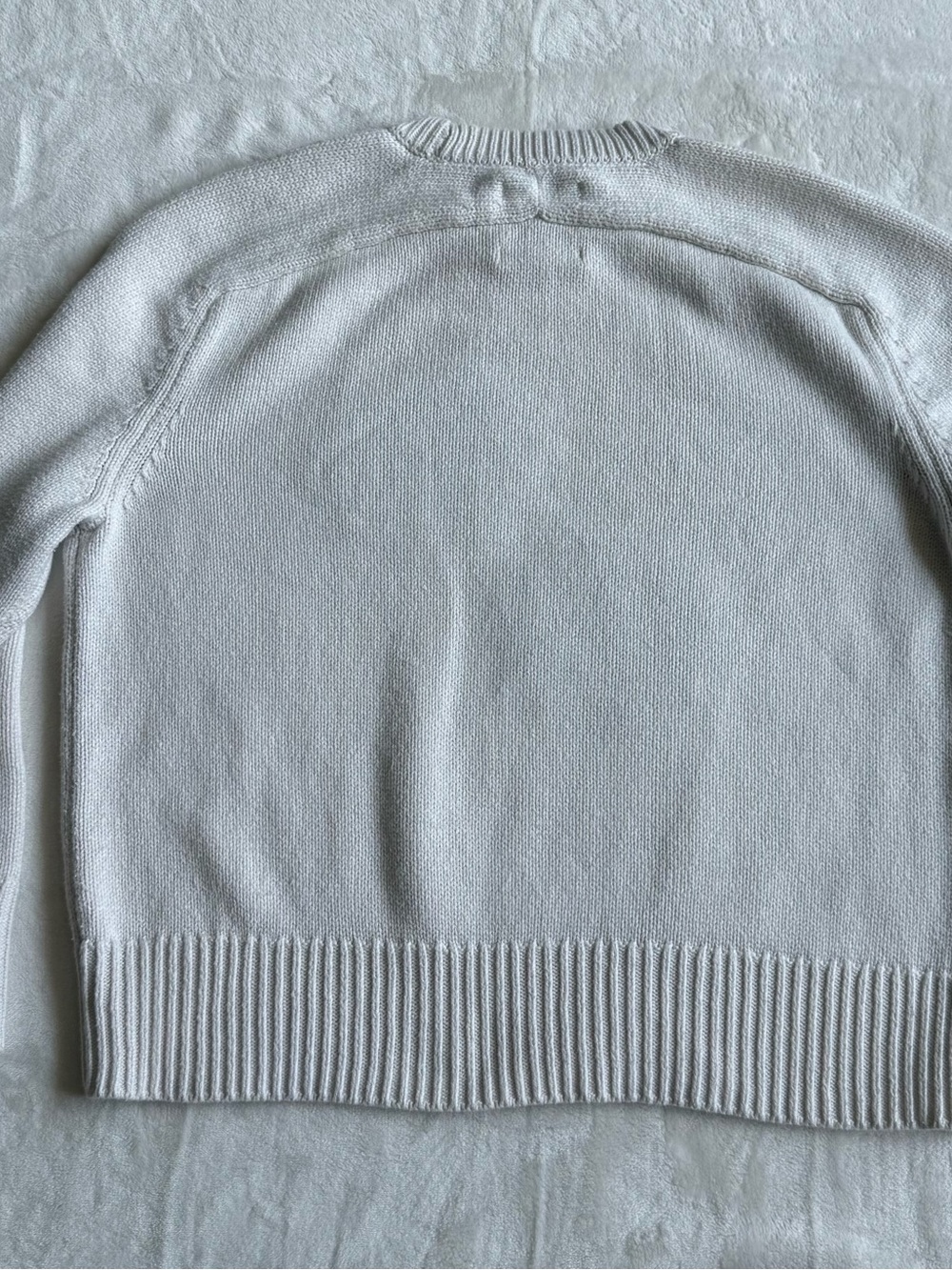 Abercrombie & Fitch Ivory Crewneck Sweater with Blue Dice Motif - Picture 6 of 9